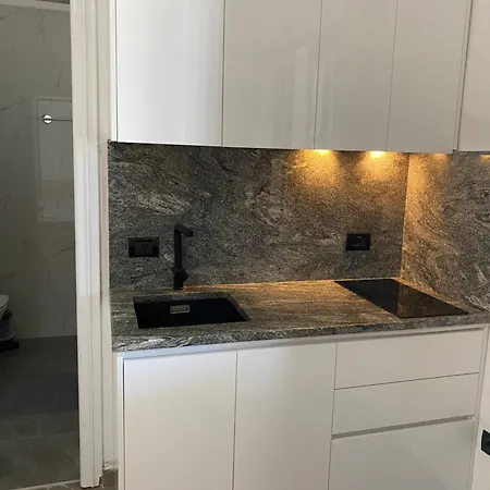 Karaburun Sunset Apartmán *