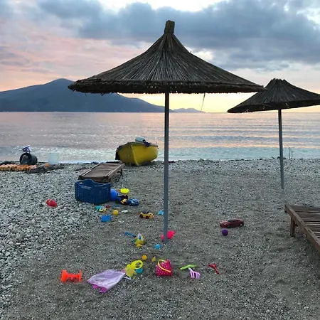Karaburun Sunset Apartment